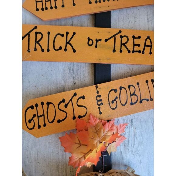 Happy Halloween ghosts goblins trick or treat wooden crossing sign prop decor - Picture 4 of 13